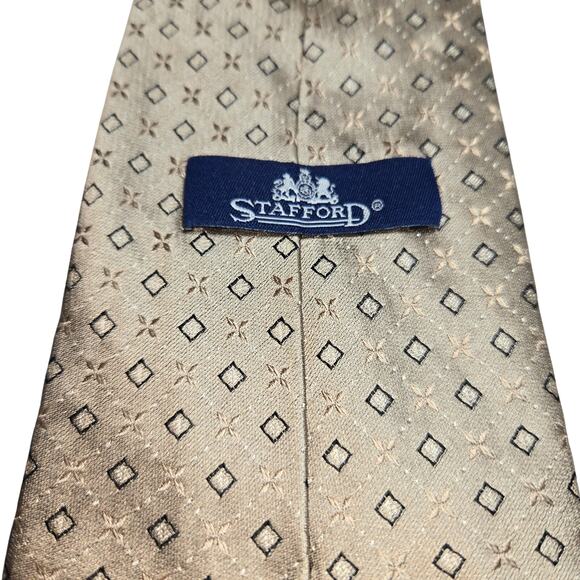 Staford 100% Silk Luxury Fashion Tie 3 3/4 wide 60 long - Picture 2 of 3